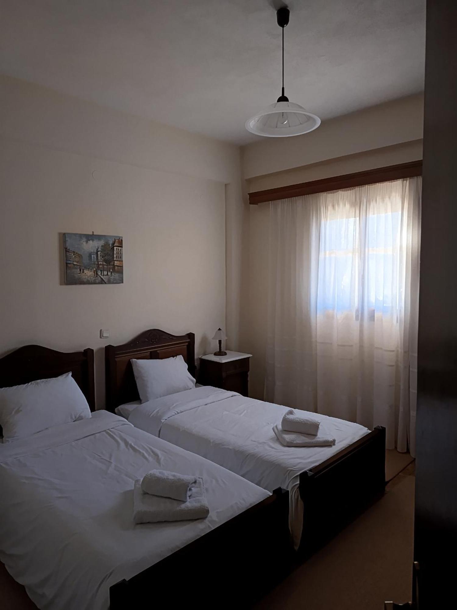 2 Alonia Hotel Anatoliki Frangista Стая снимка